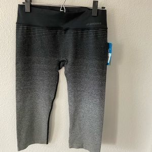 Brooks Streaker Capri workout gear
